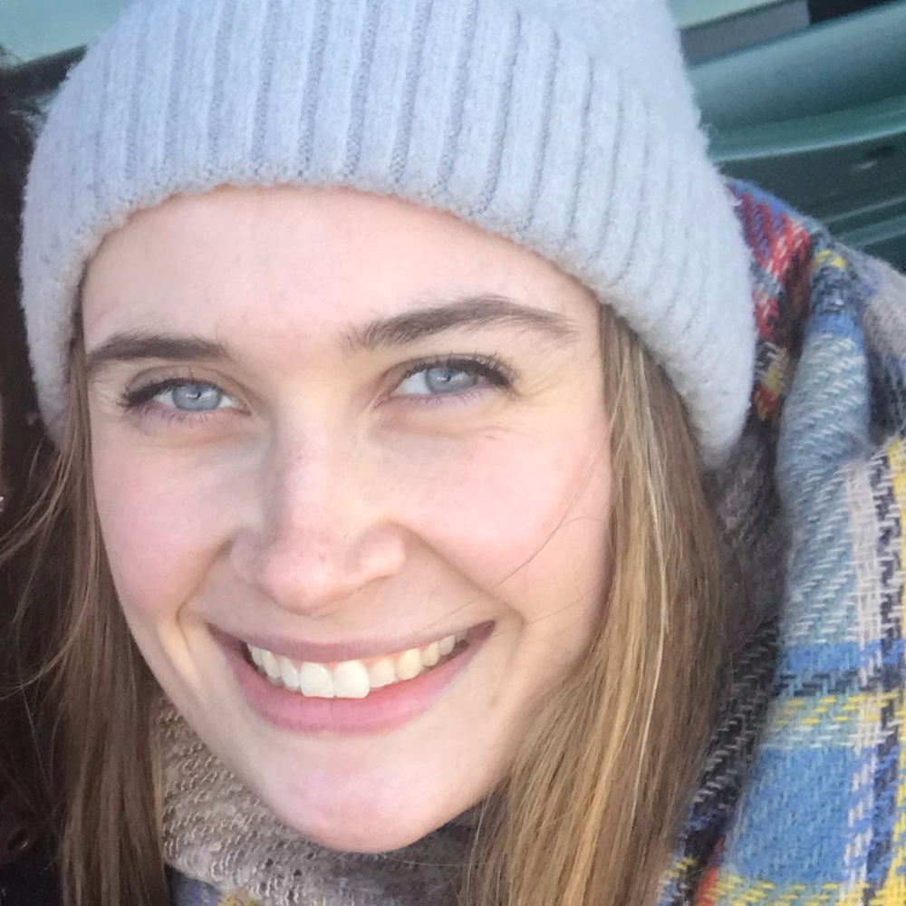 Meet your Posher, Chloe